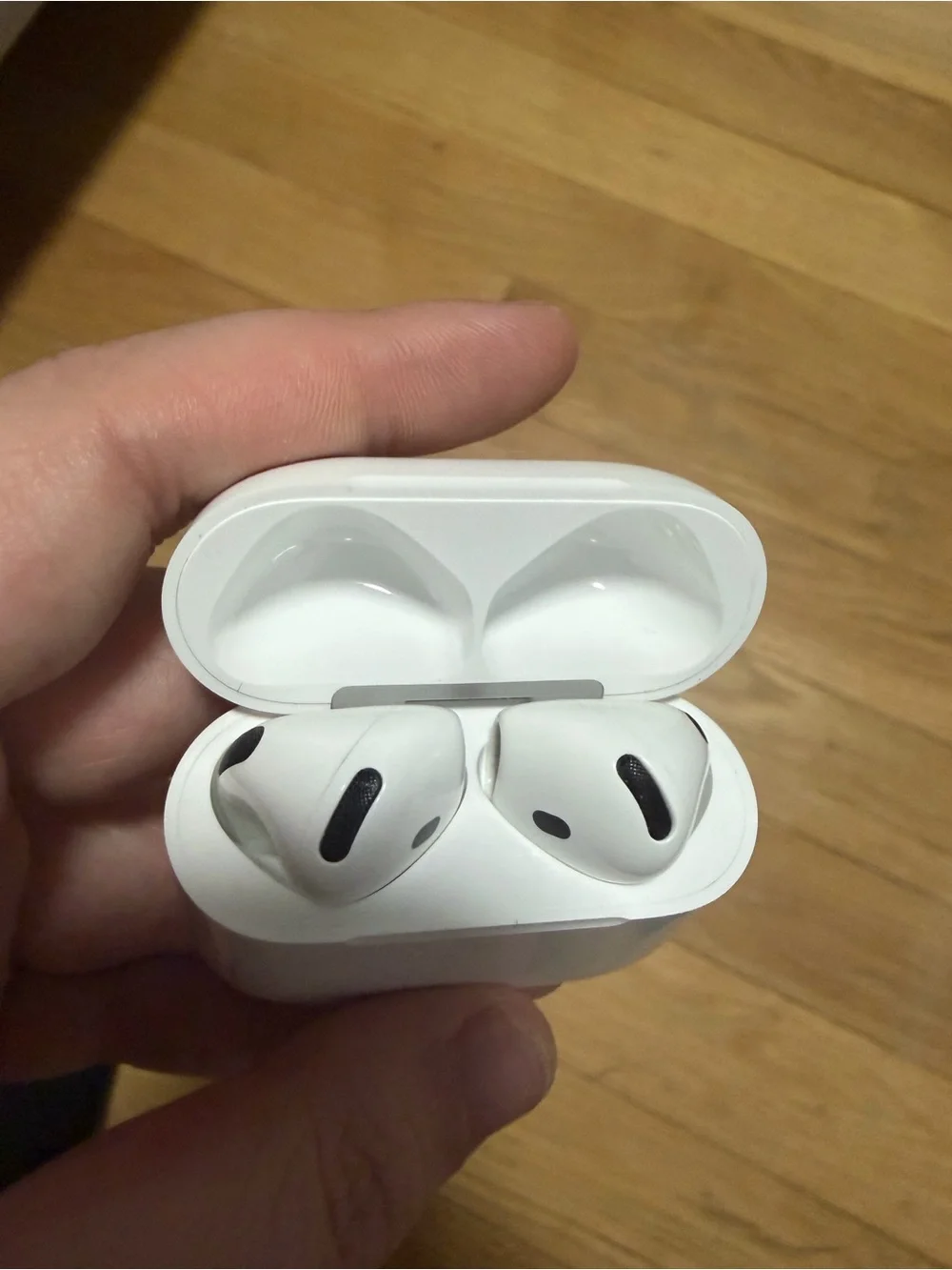 Apple AirPods 2
